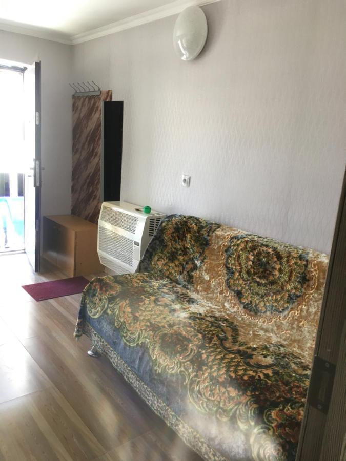 Lux-2-Or-1- Persons Irodion Evdoshvili Street #15 Koutaïssi Extérieur photo
